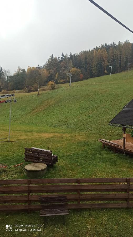 Czech Lodge Stara Ves ภายนอก รูปภาพ