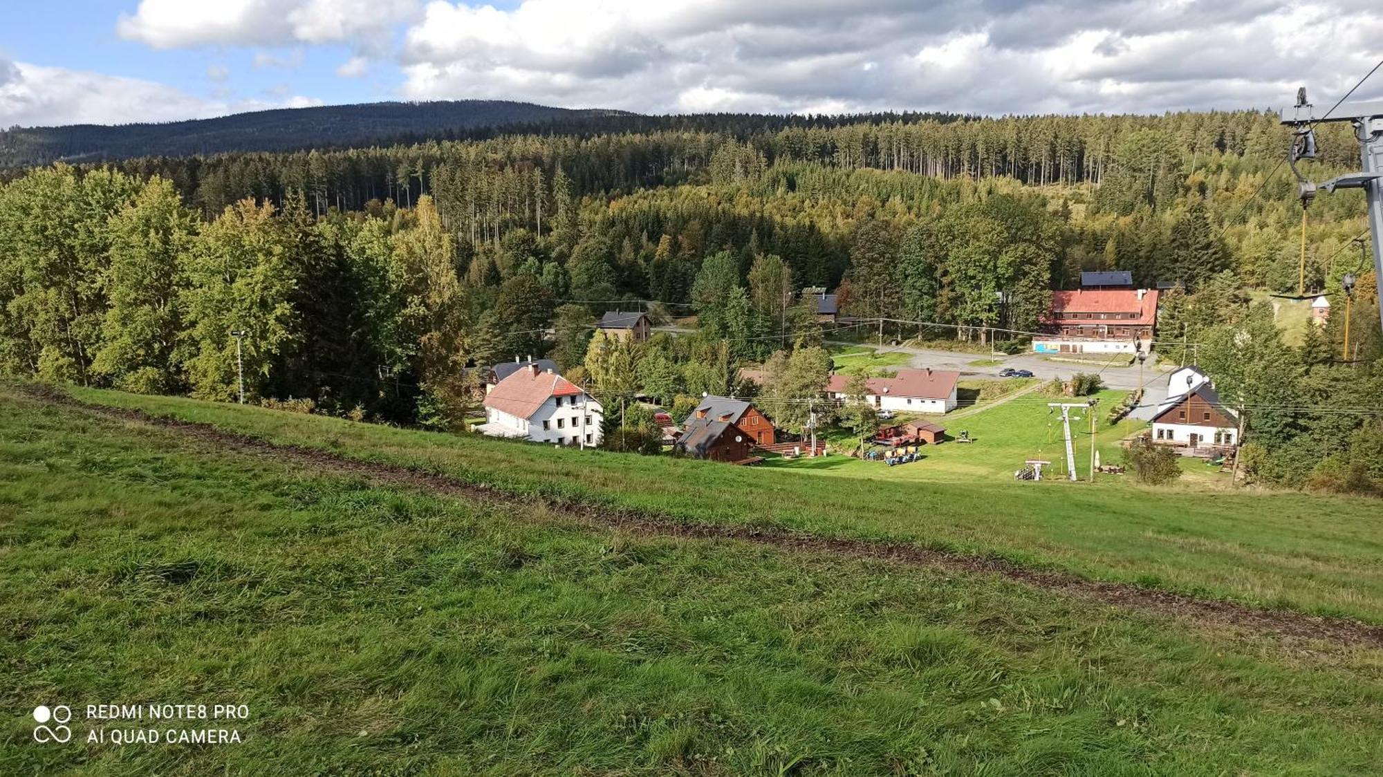 Czech Lodge Stara Ves ภายนอก รูปภาพ