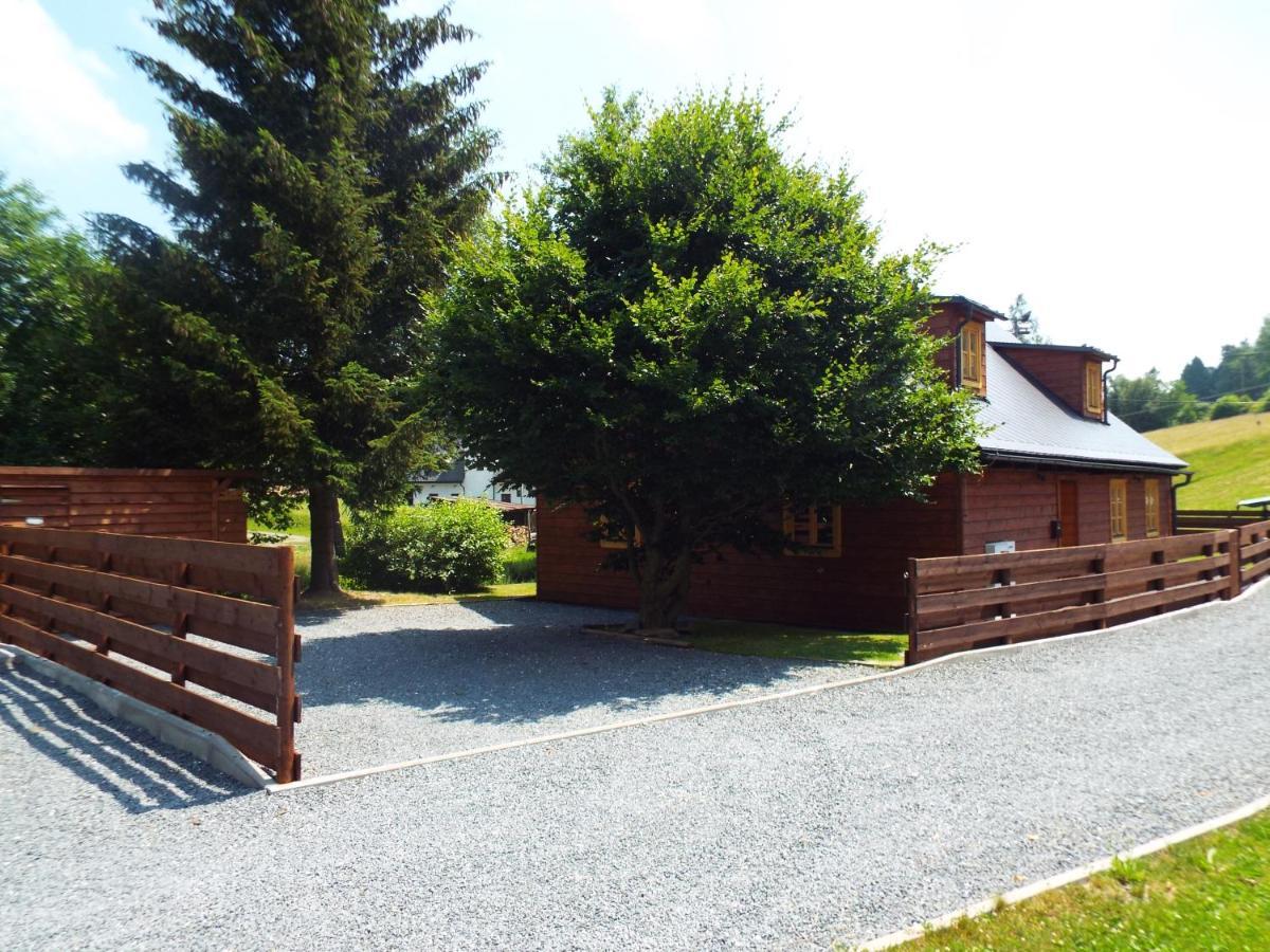 Czech Lodge Stara Ves ภายนอก รูปภาพ